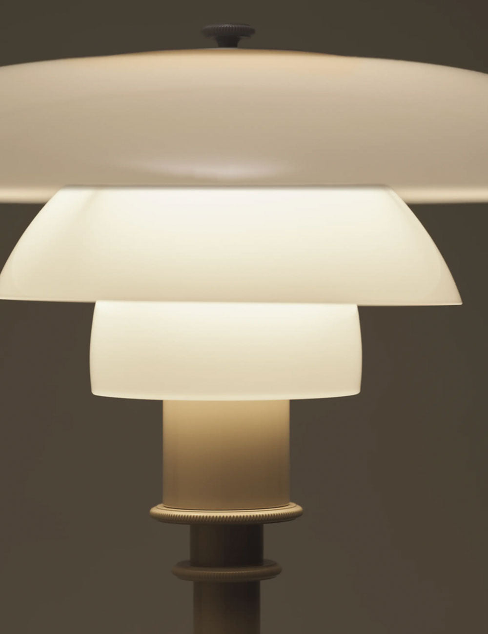  PH 3/2 table lamp