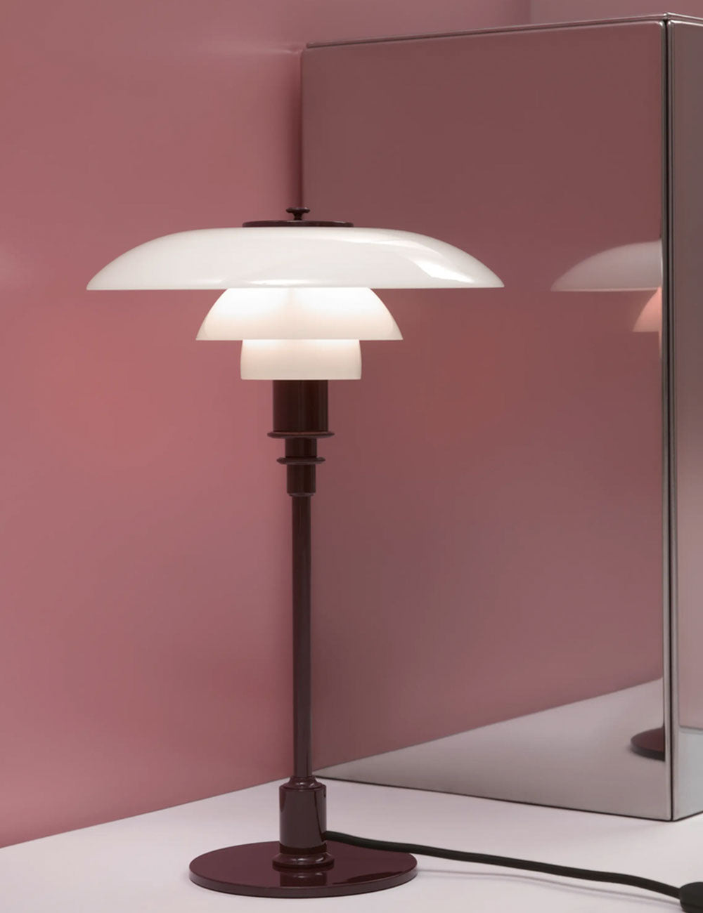  PH 3/2 table lamp