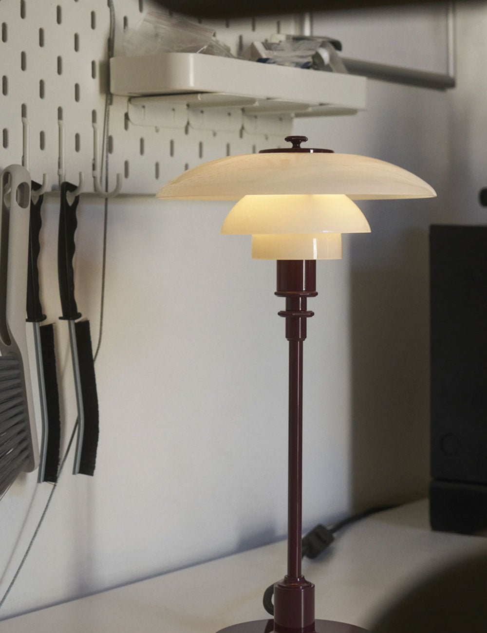  PH 3/2 table lamp