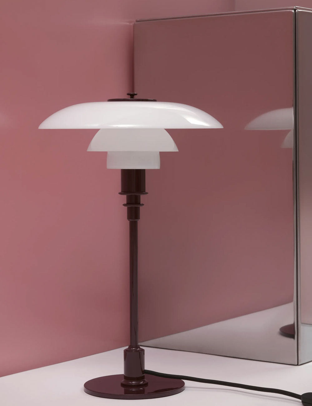  PH 3/2 table lamp