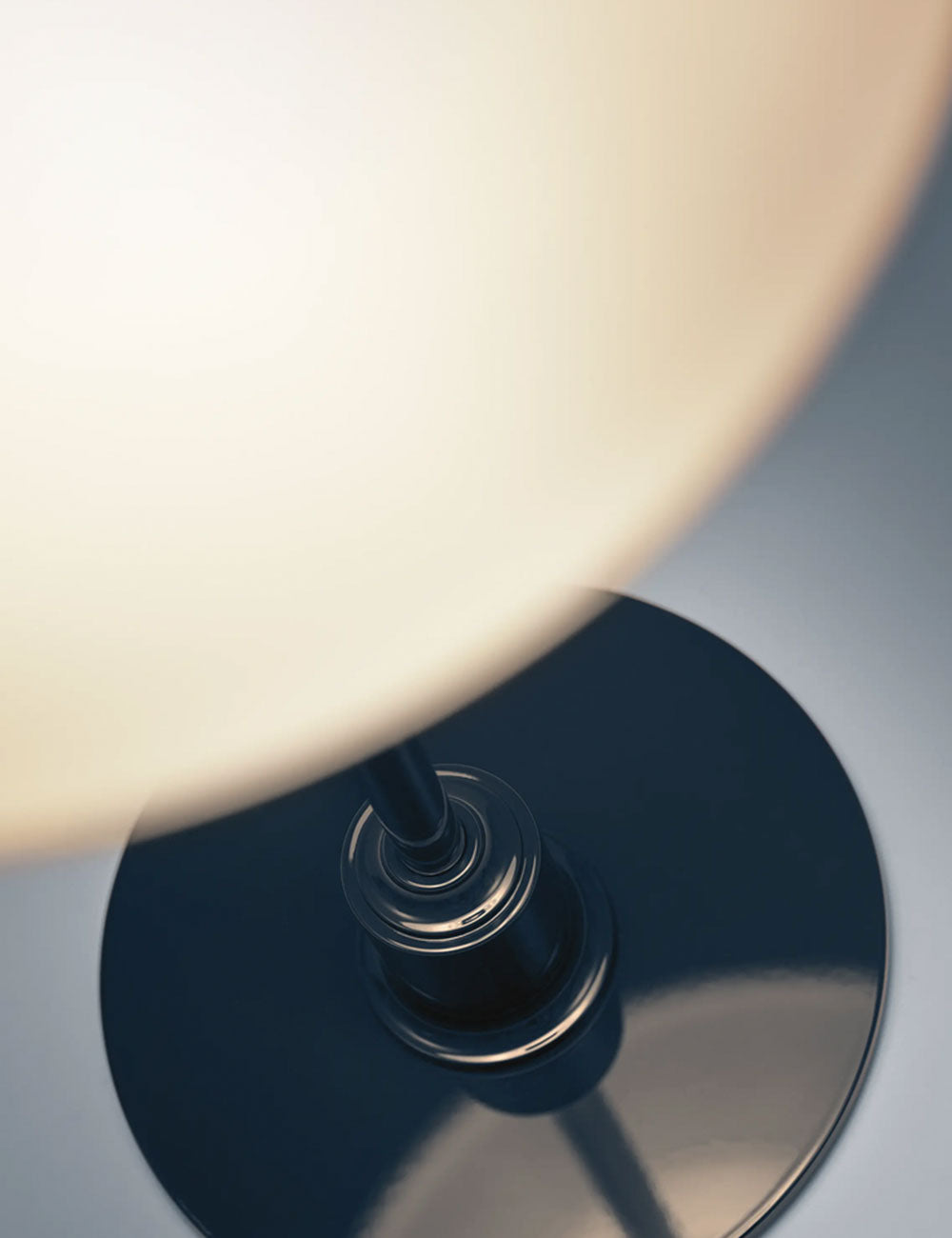  PH 3/2 table lamp