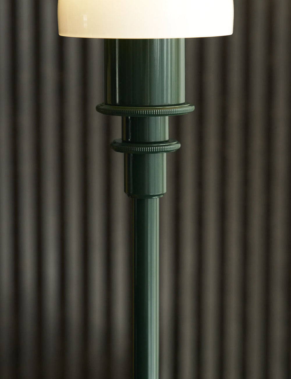  PH 3/2 table lamp