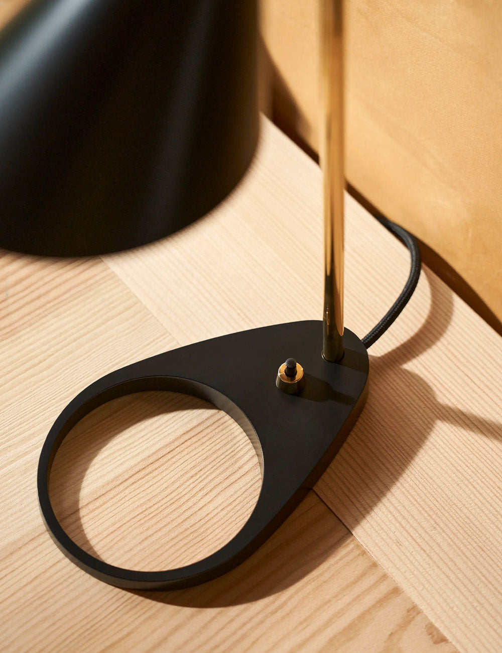 Lampe de table AJ Mini