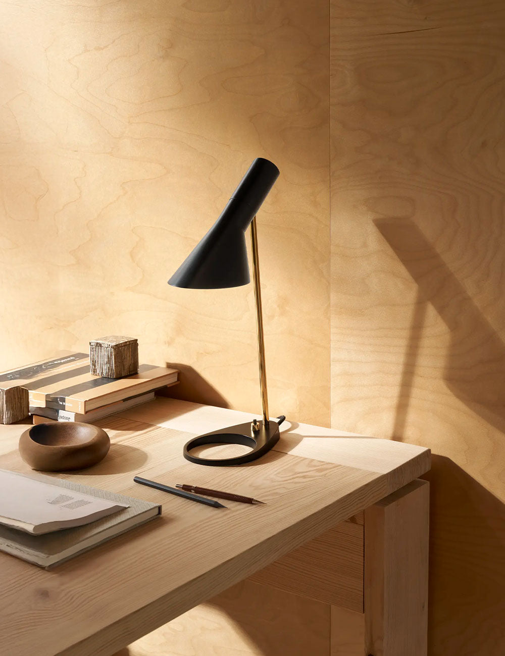 Lampe de table AJ Mini