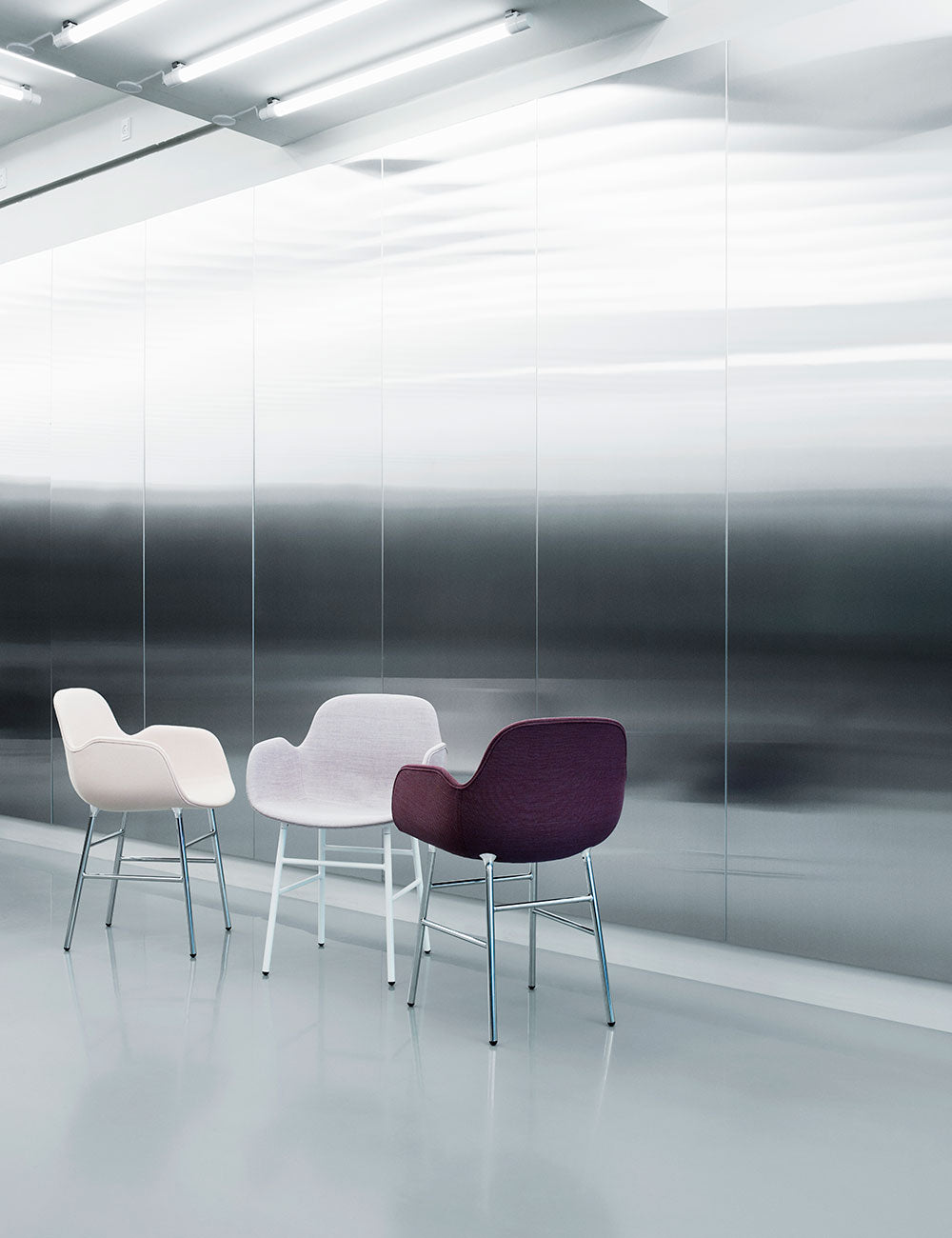 Silla brazos Form metal