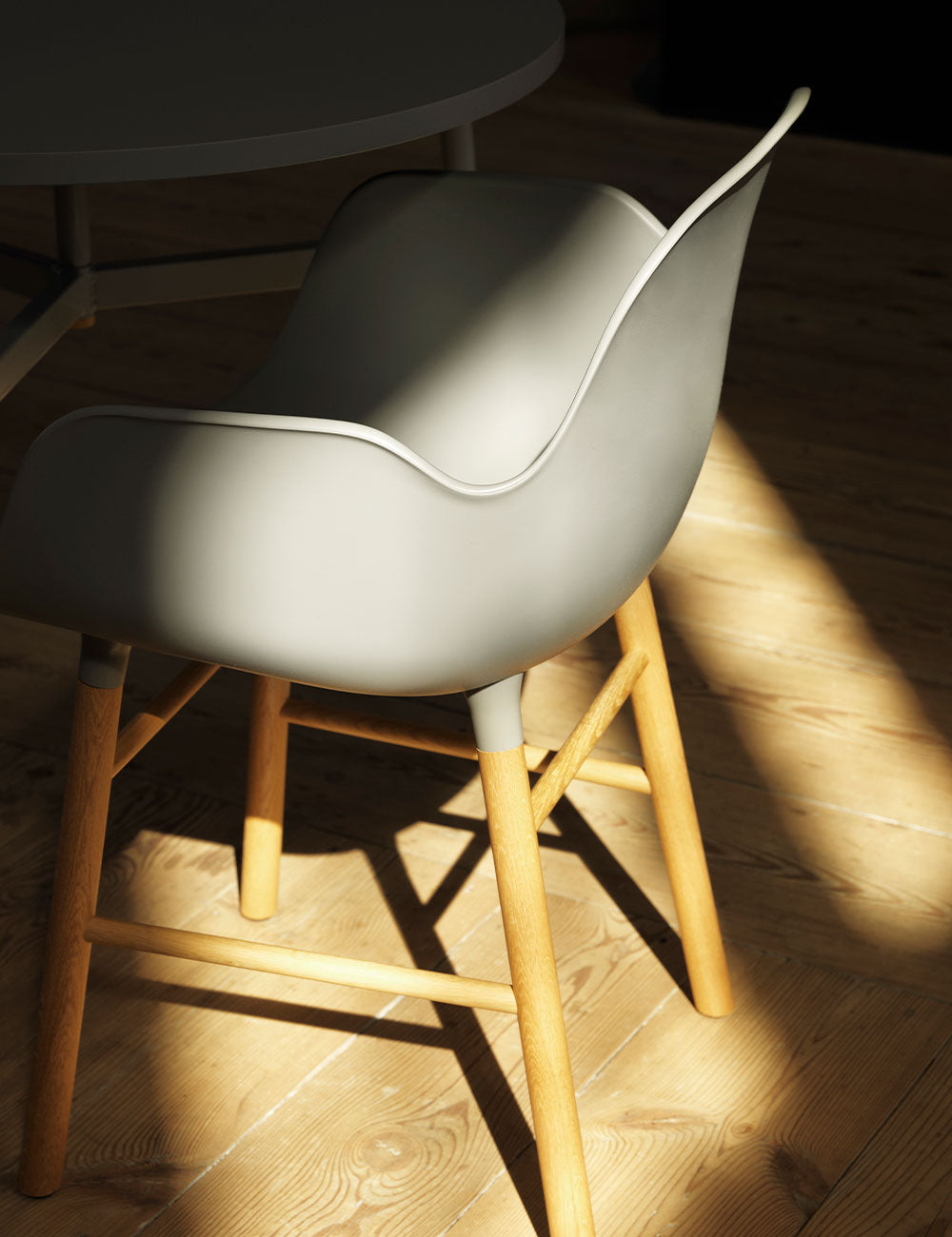 Sedia braccioli Form legno