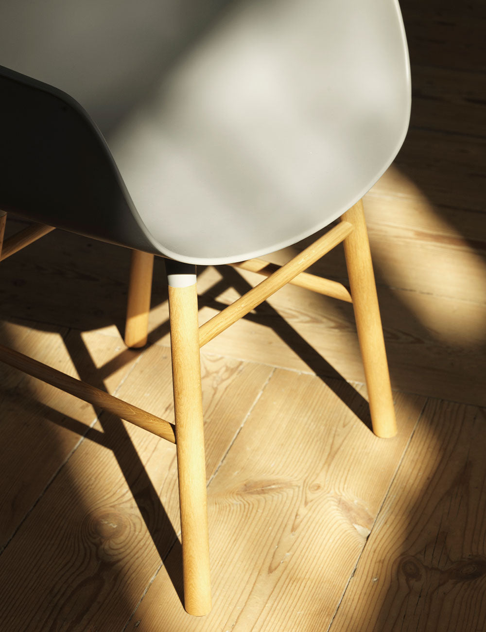 Sedia braccioli Form legno