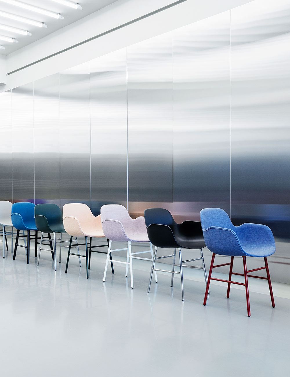 Silla brazos Form metal