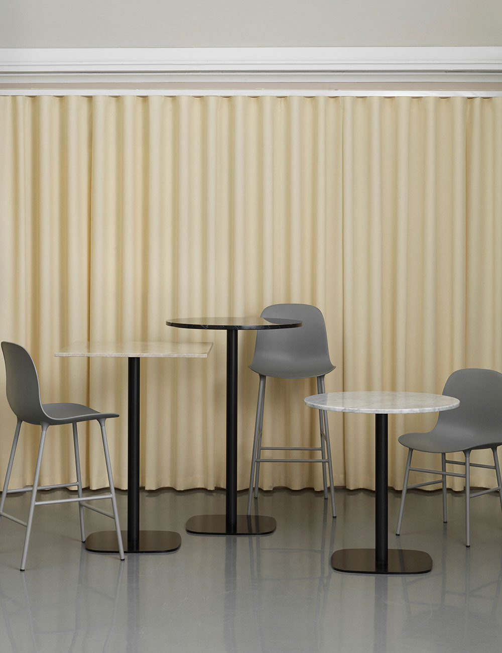 Form chair steel