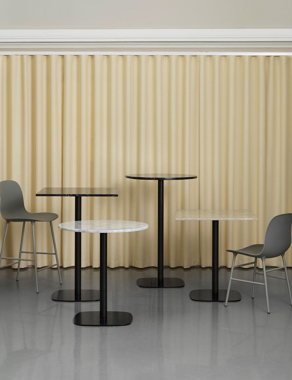 Form chair steel