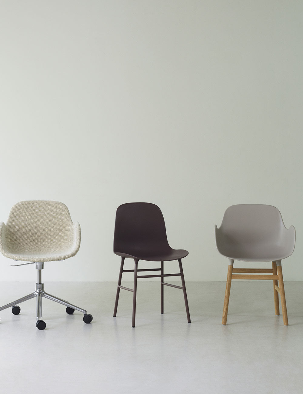 Form chair steel