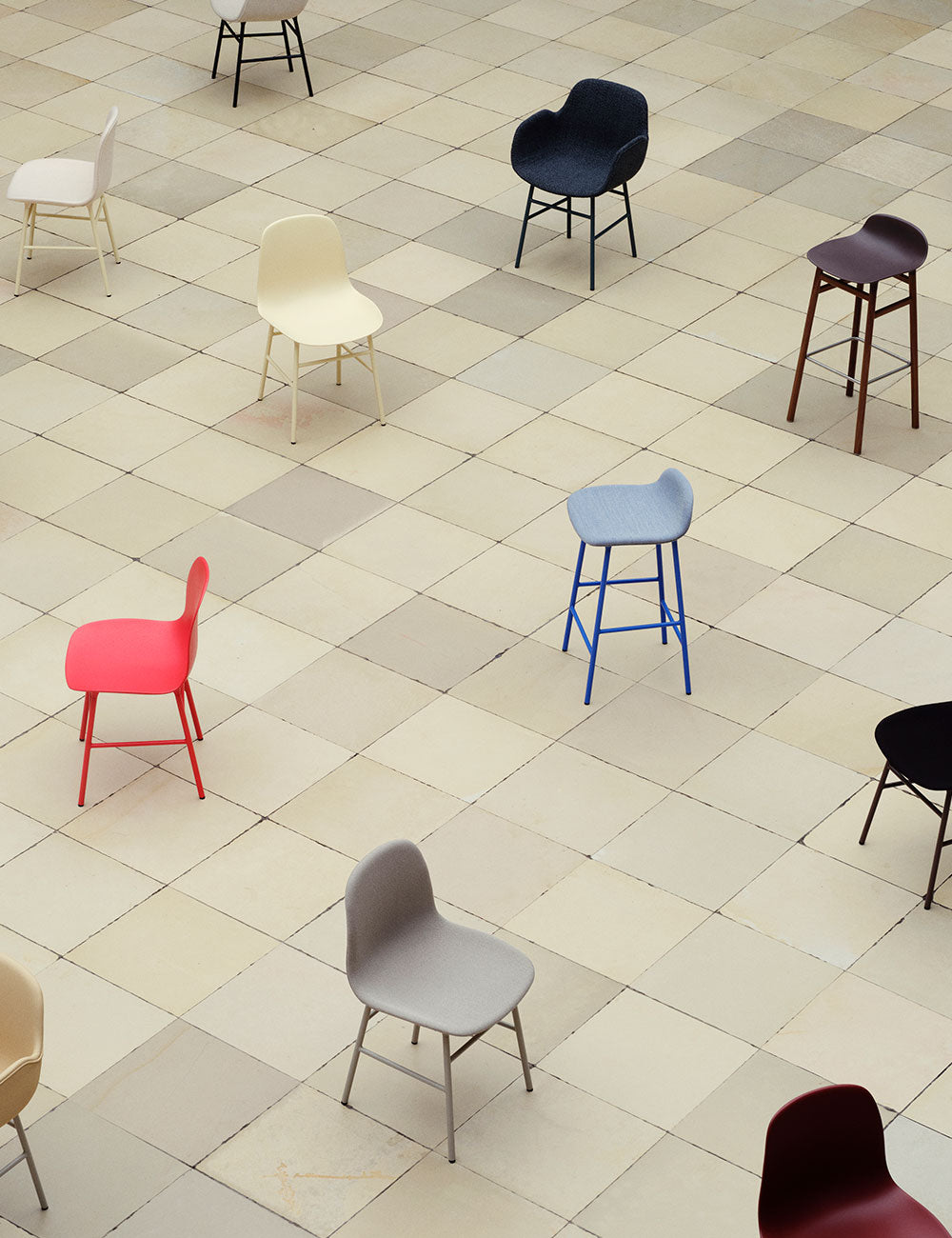 Form chair steel
