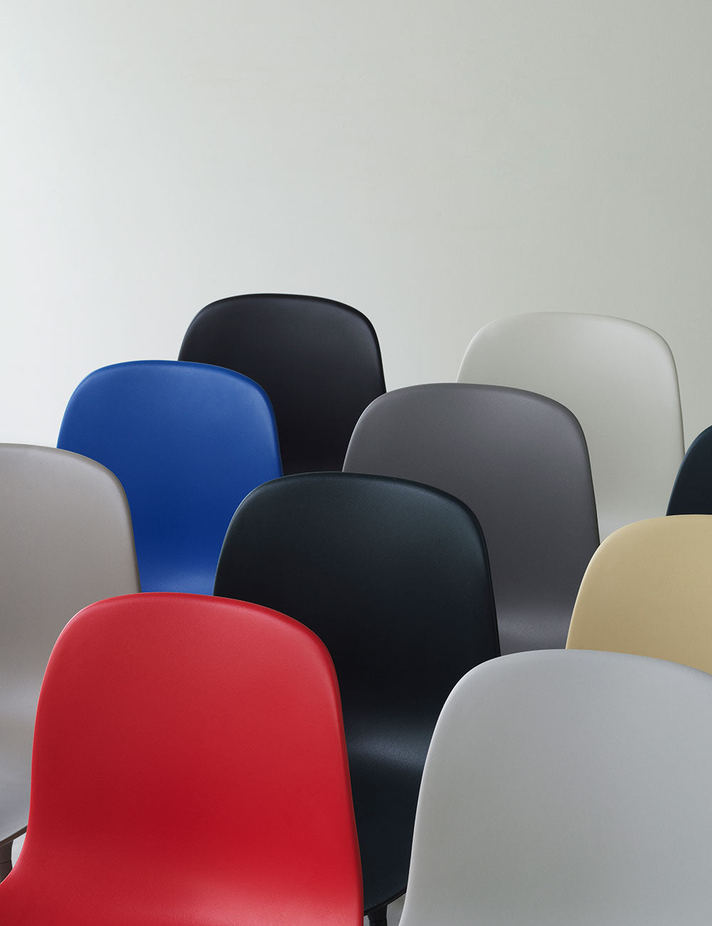 Form chair steel