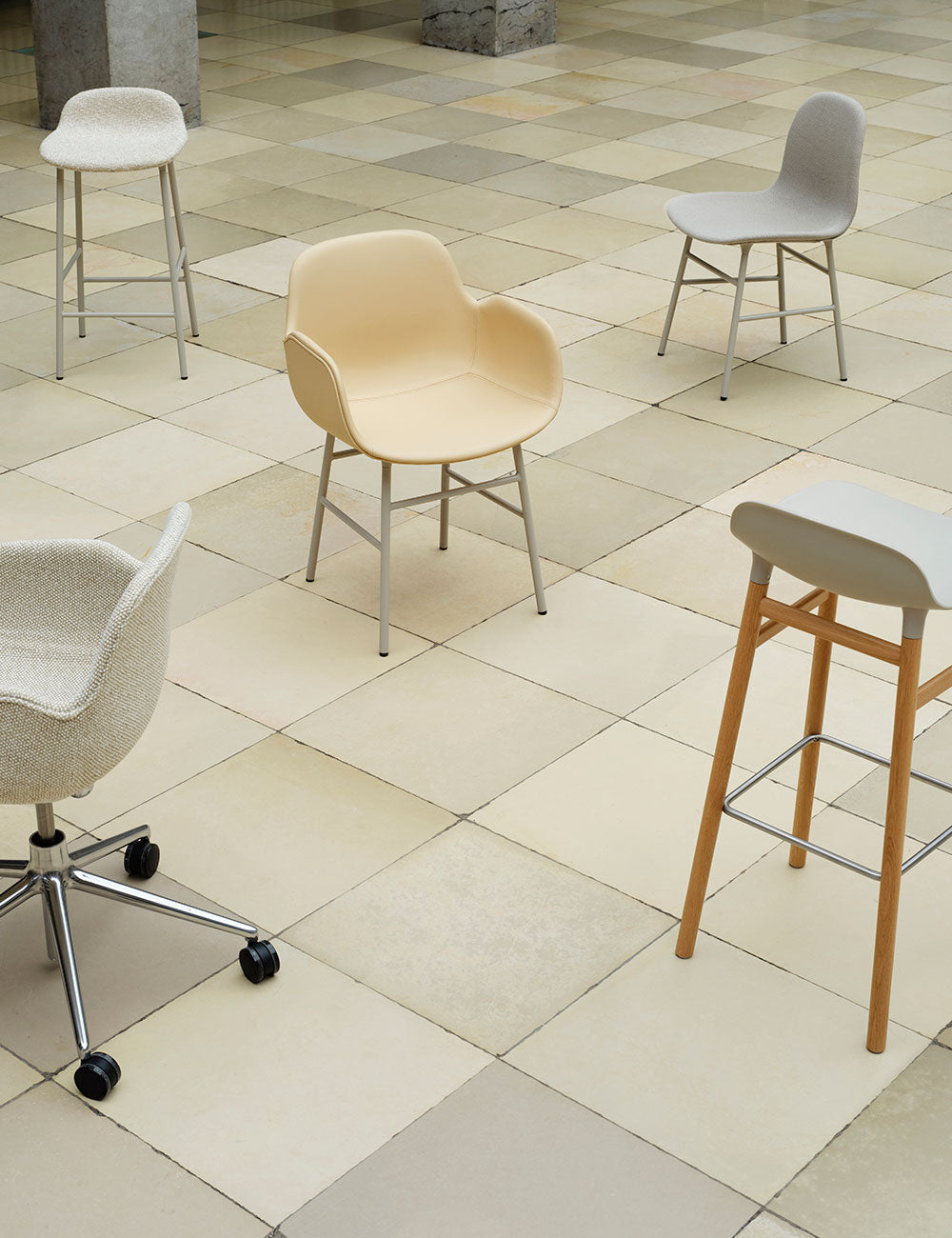 Form chair steel
