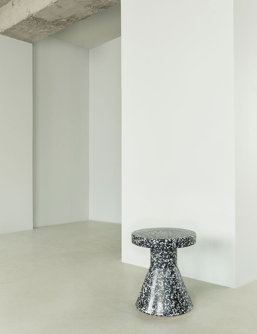 Bit Stool Cone