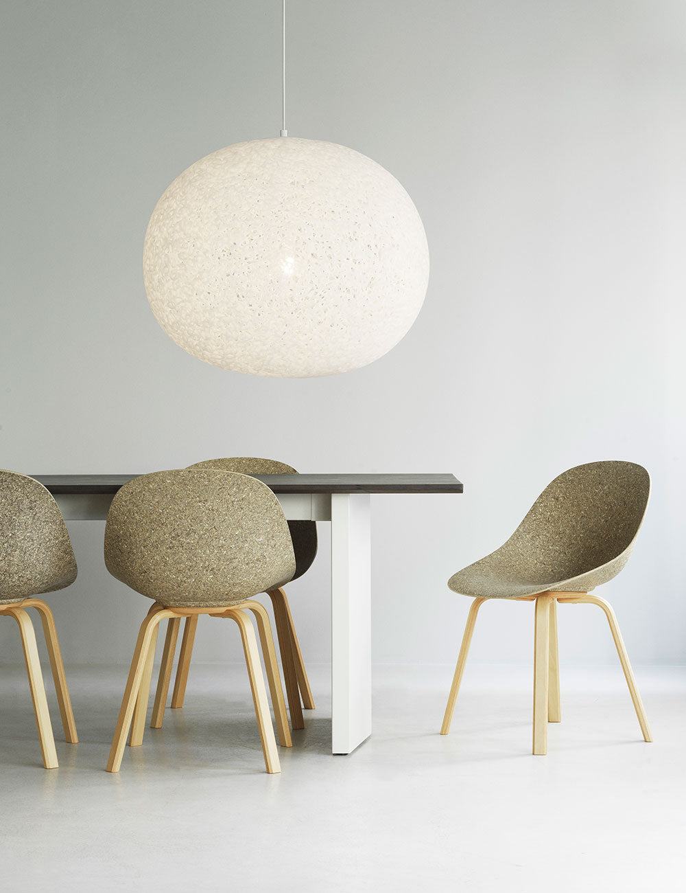 Panel table