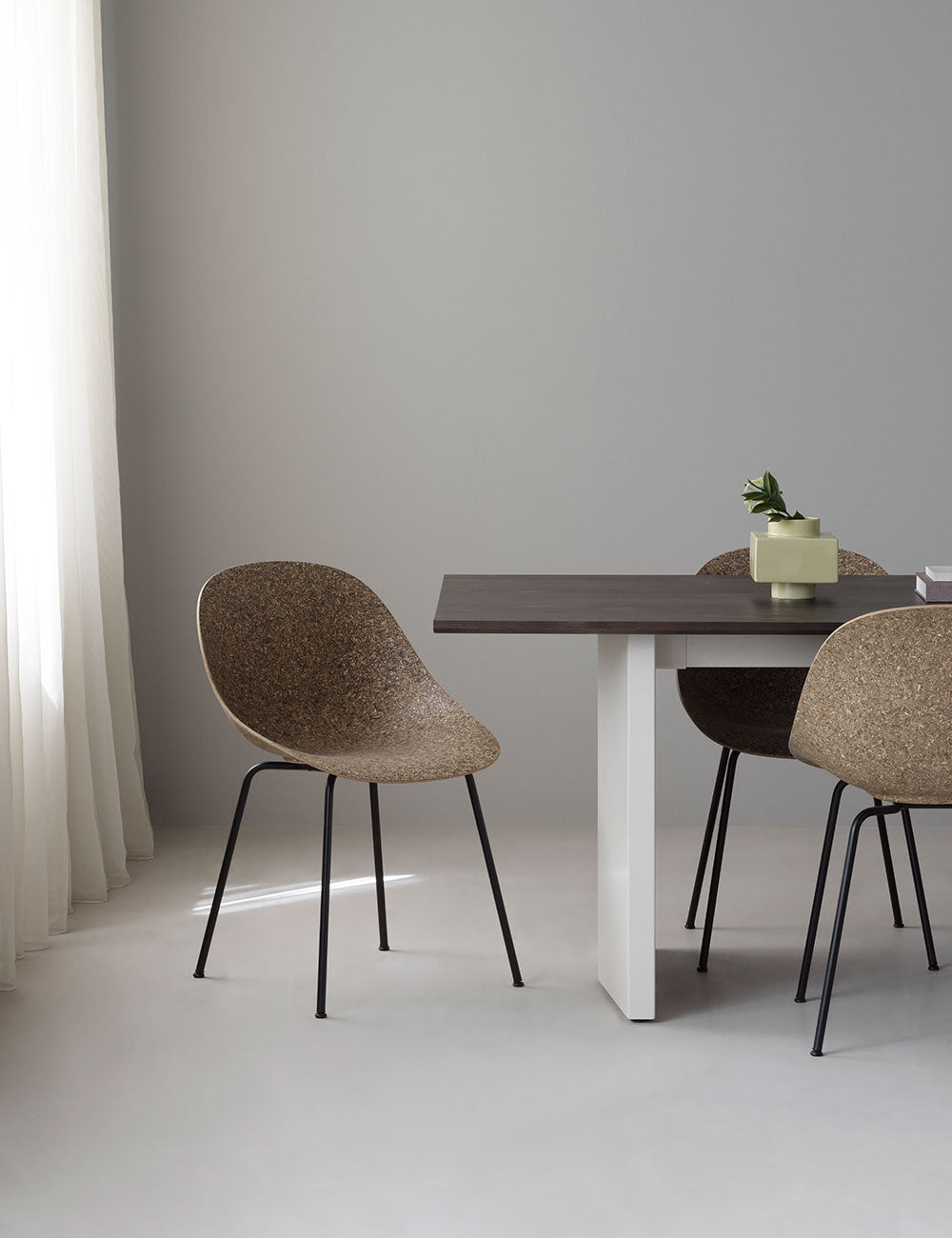Panel table