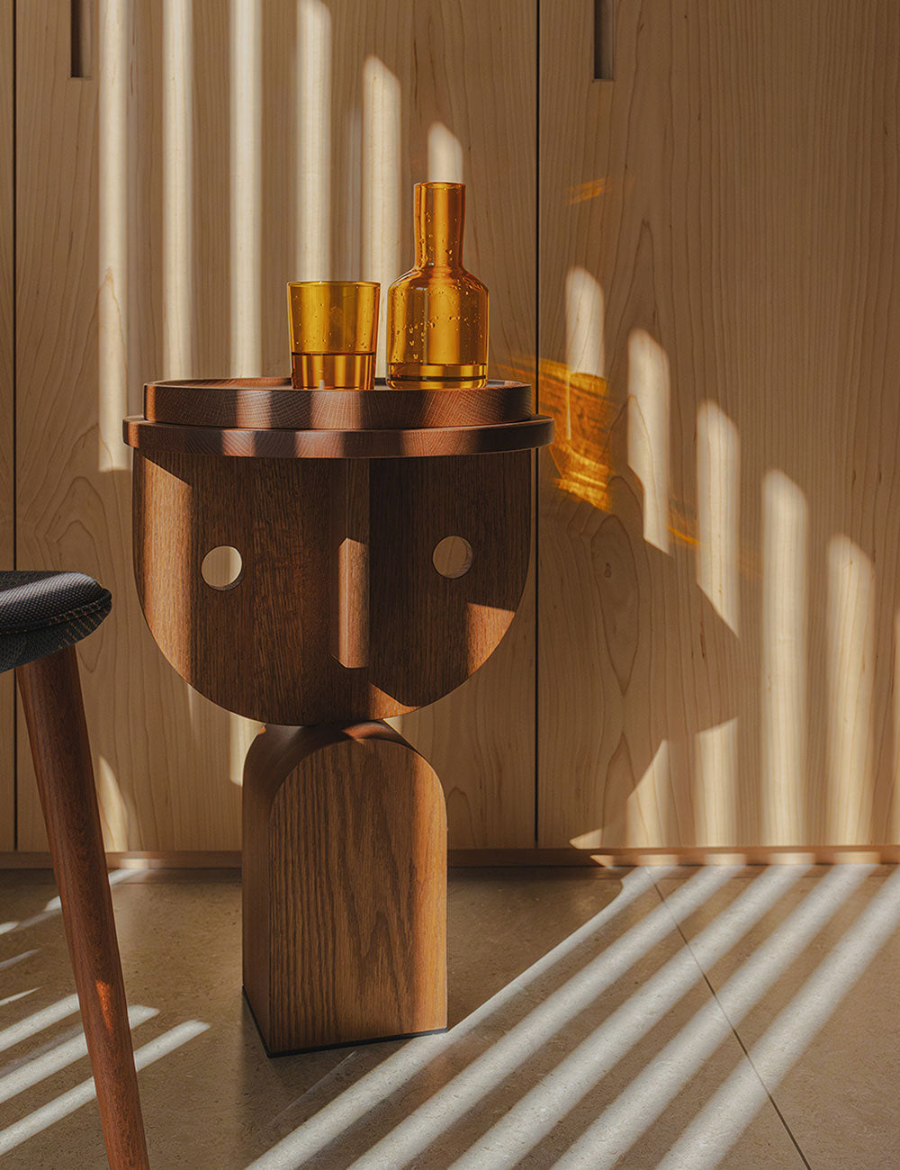 Faces S table