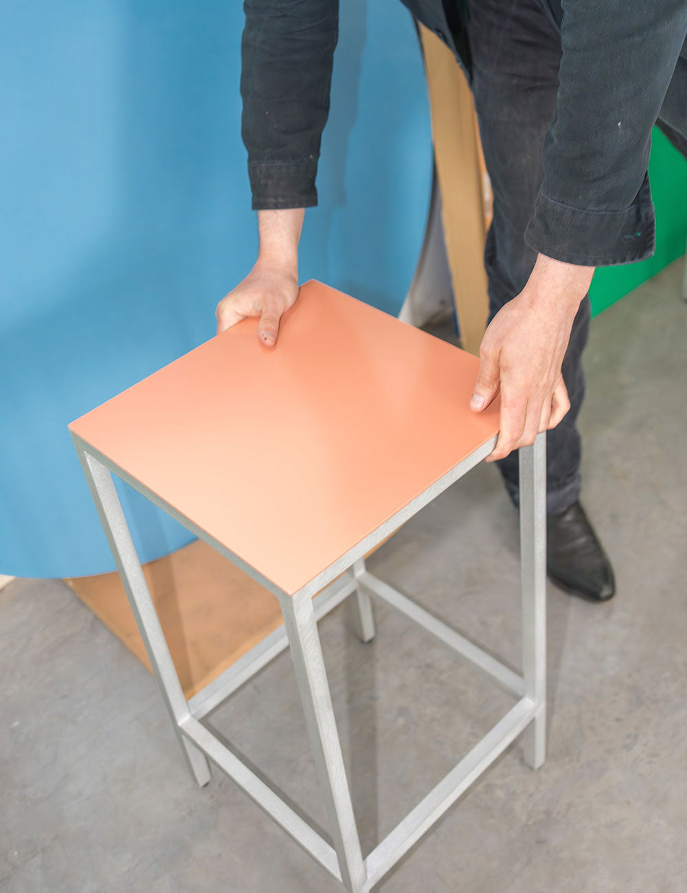 Taburete Alu 65 cm