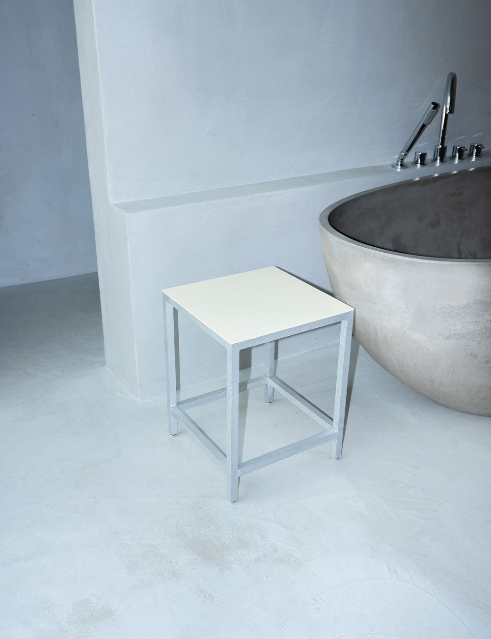 Taburete Alu 45 cm