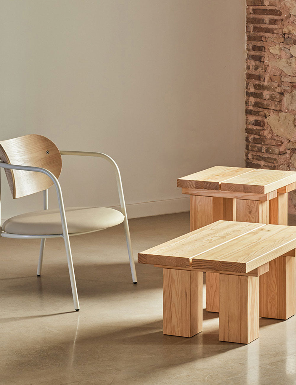 Banda coffee table