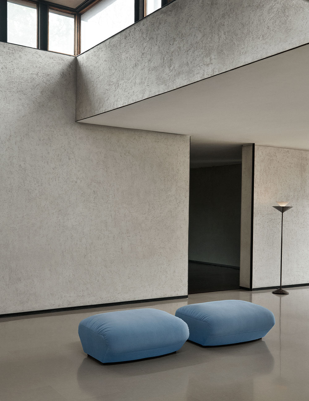 Hi Lo AV56 pouf