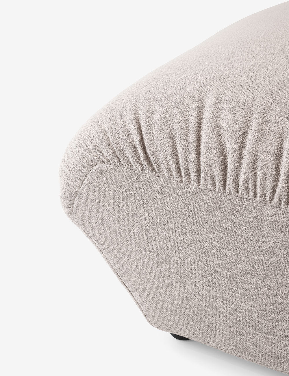 Hi Lo AV56 pouf